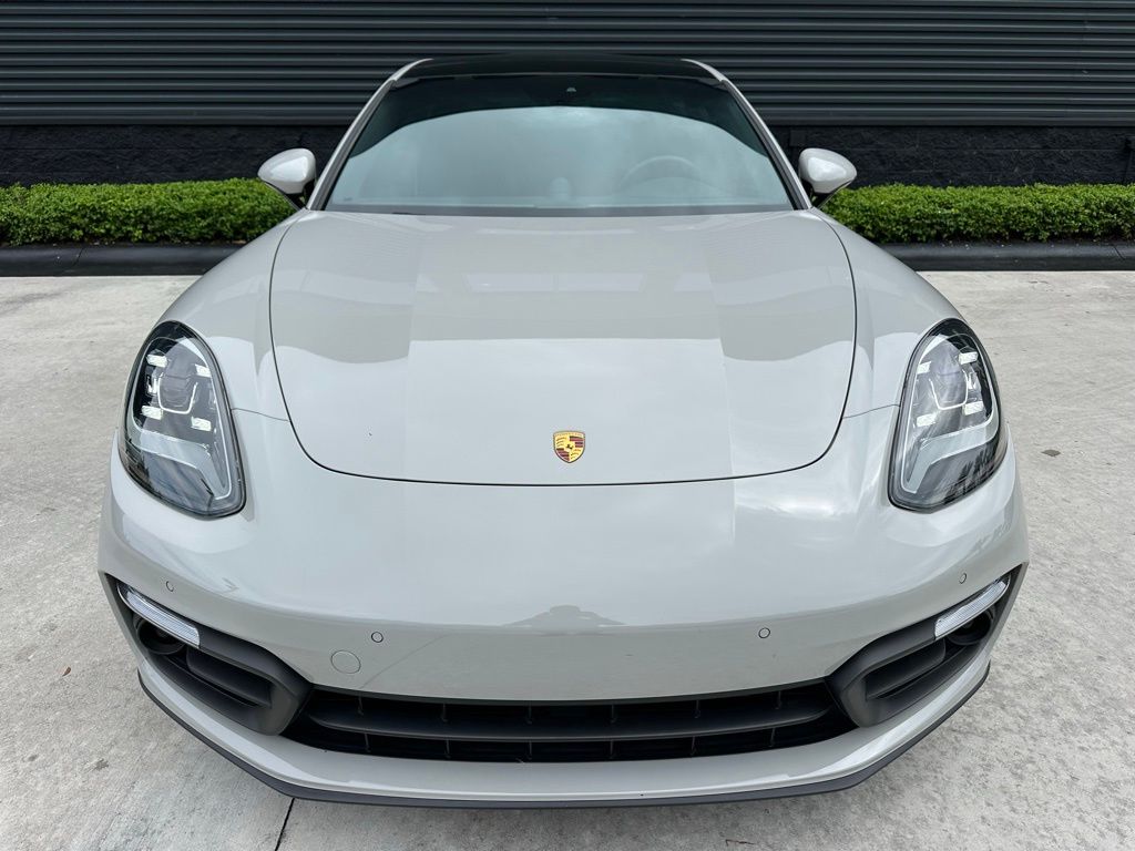 Thumbnail: 2023 Porsche Panamera - 8