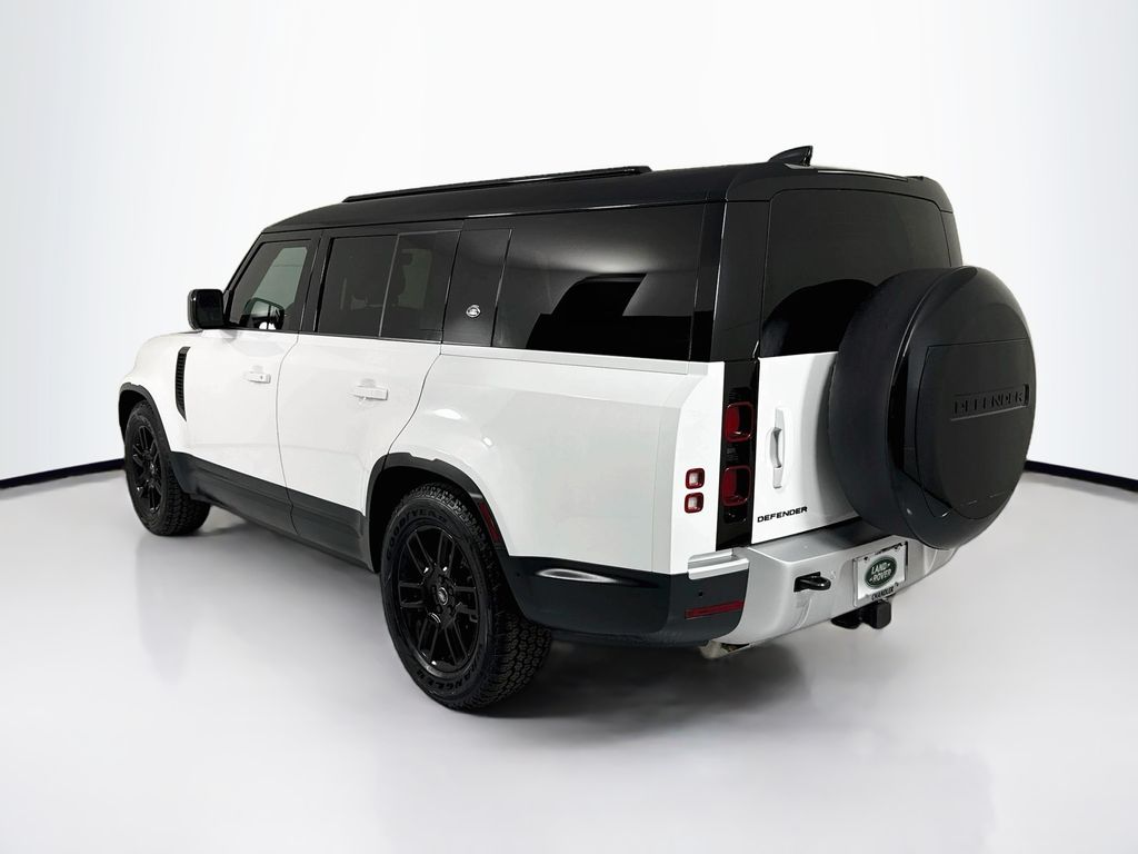 Thumbnail: 2024 Land Rover Defender - 7