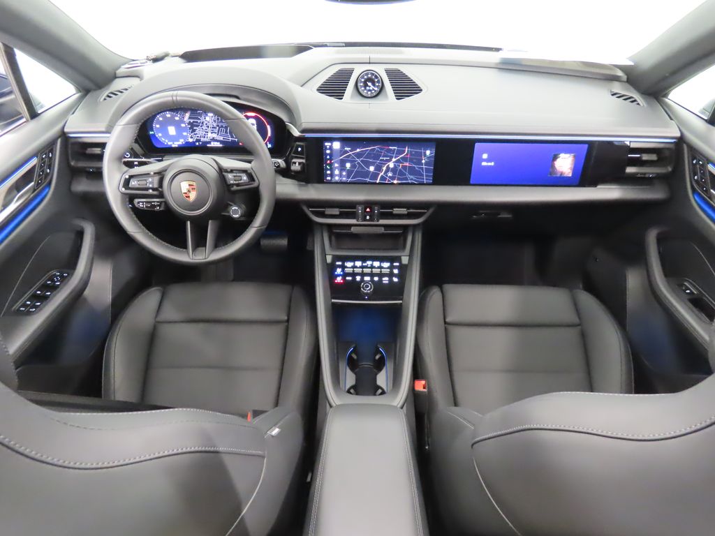 Thumbnail: 2024 Porsche Macan - 16
