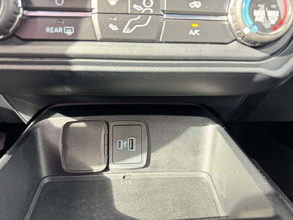 2022 Ford Bronco Base Black at Luther Ford