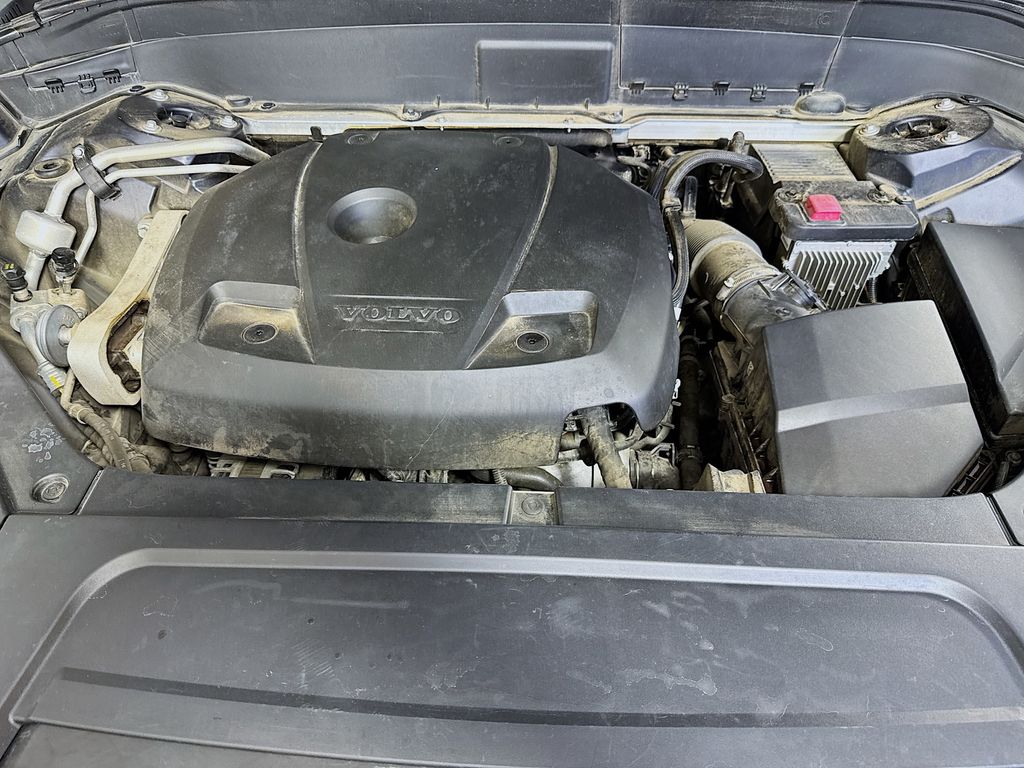 Used Car 2019 Volvo Xc90  T5 Momentum For Sale Under $20,000 In Austin, Texas