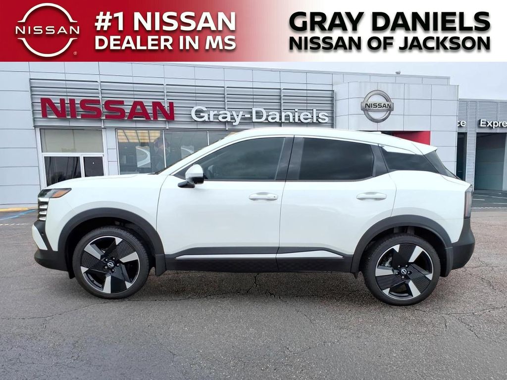 Used 2025 Nissan Kicks SUV