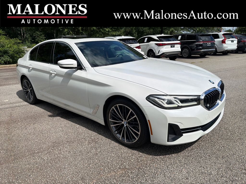 Mineral White Metallic 2021 BMW 5 Series Sedan Rear-Wheel Drive 8-Speed Automatic