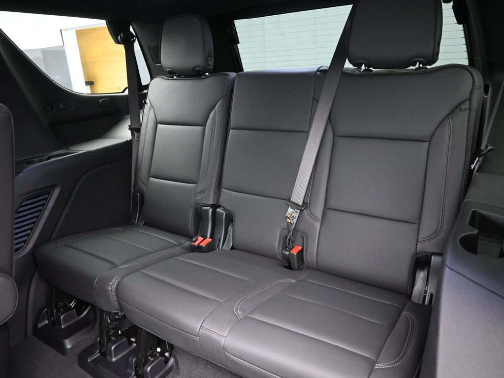 2025 Chevrolet Tahoe 4WD High Country
