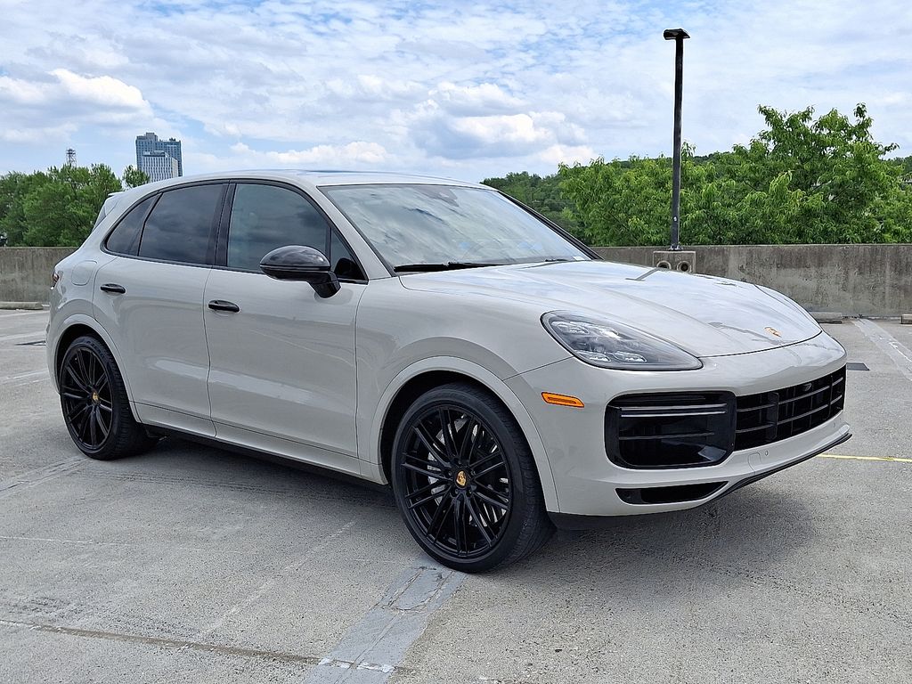 2021 Porsche Cayenne Turbo 7