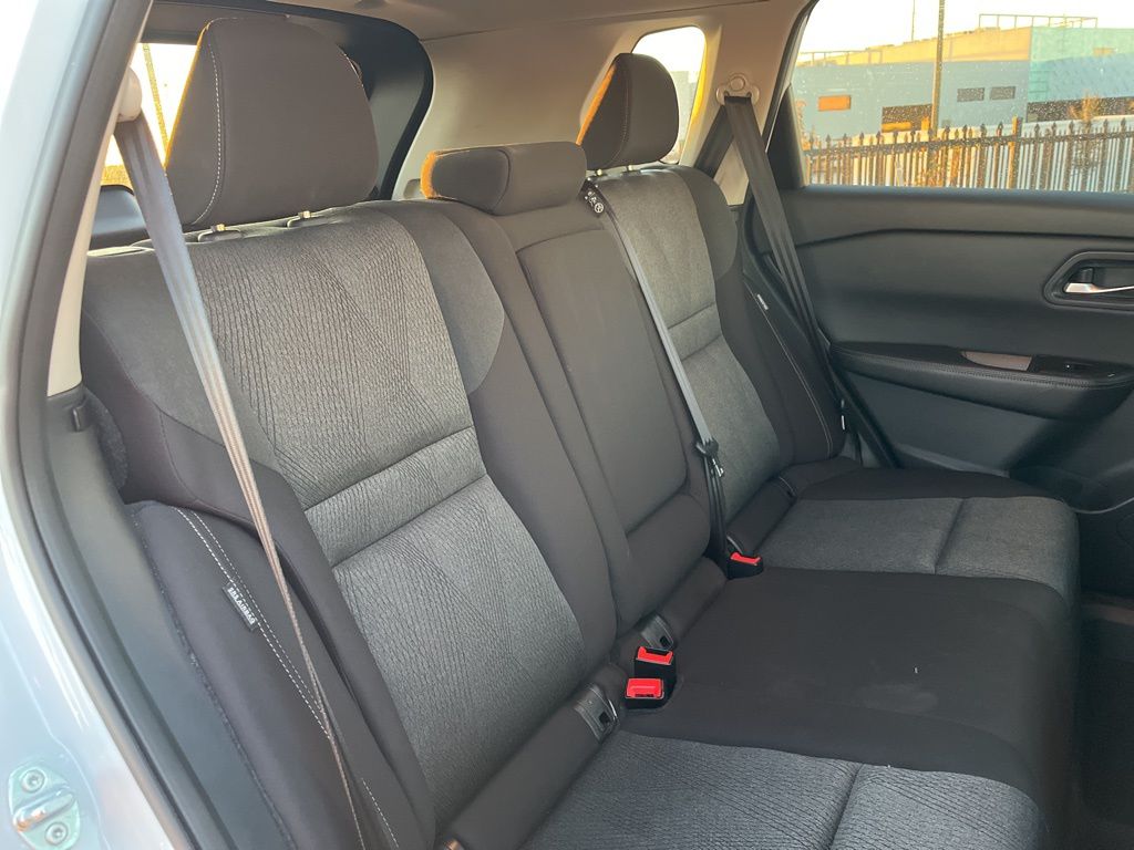 Thumbnail: 2024 Nissan Rogue - 25