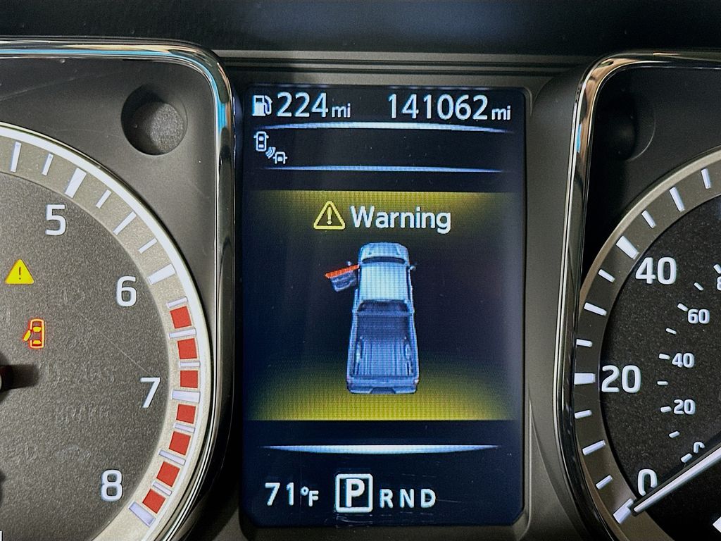 Thumbnail: 2017 Nissan Titan - 12