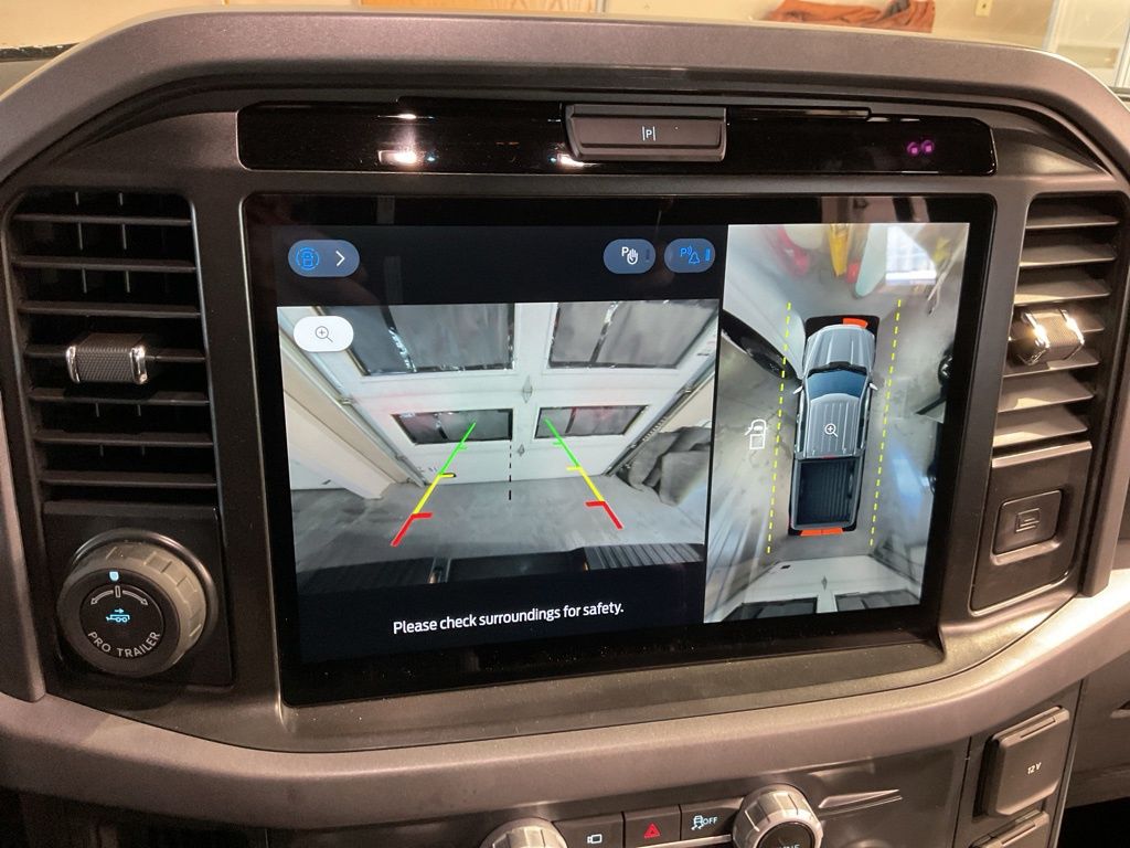 New 2025 White Ford XLT image 15