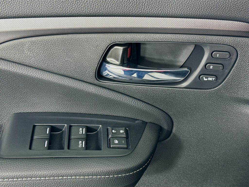 Used Car 2025 Honda Ridgeline  Rtl For Sale Under $40,000 In Austin, Texas