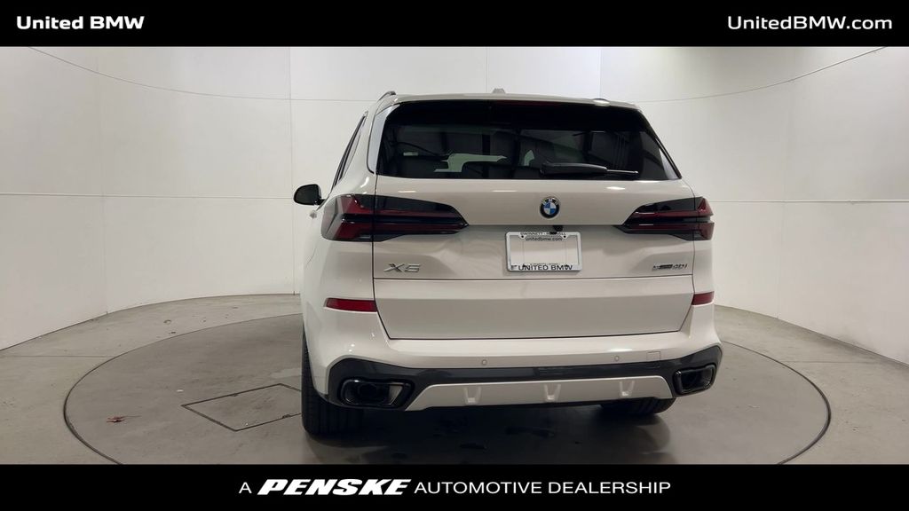 Thumbnail: 2026 BMW X5 - 7
