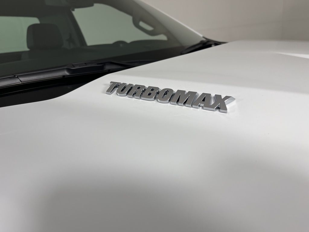 Thumbnail: 2026 Chevrolet Silverado 1500 - 8