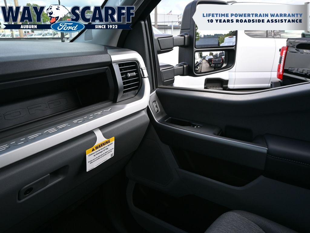 2025 Ford F-350 Super Duty XL