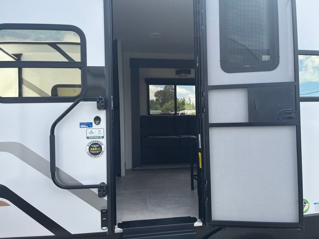 2026 Prime Time Tracer 255DS Travel Trailer