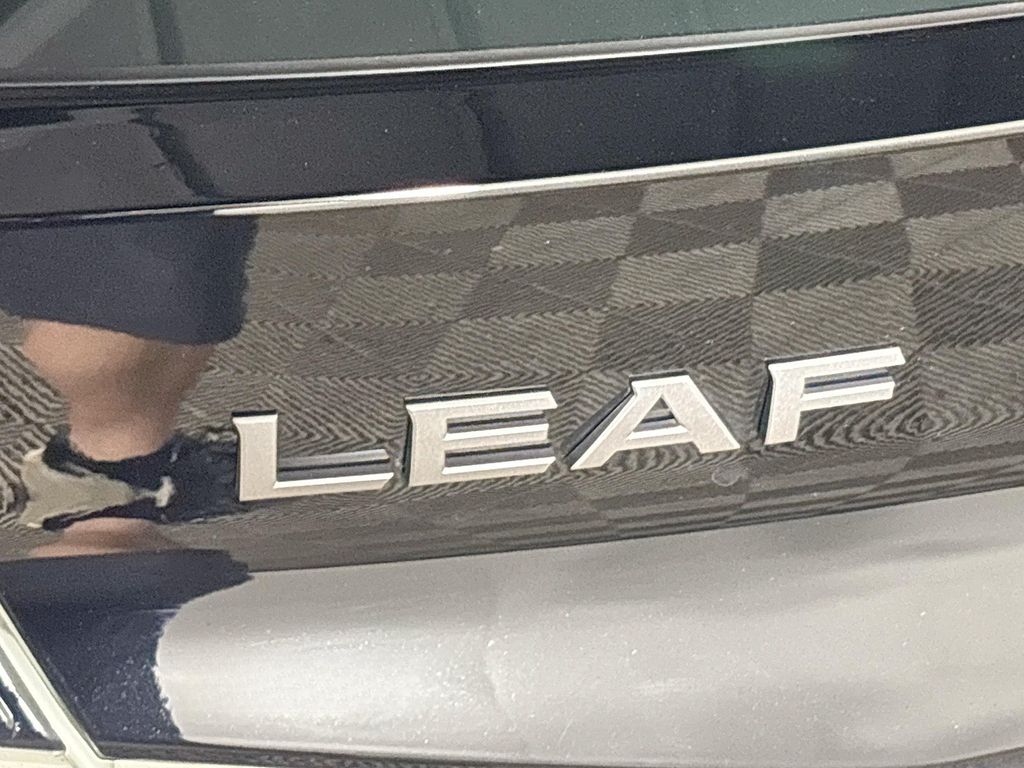 2024 Nissan Leaf SV Plus