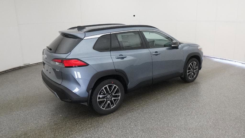 Thumbnail: 2026 Toyota Corolla Cross - 18