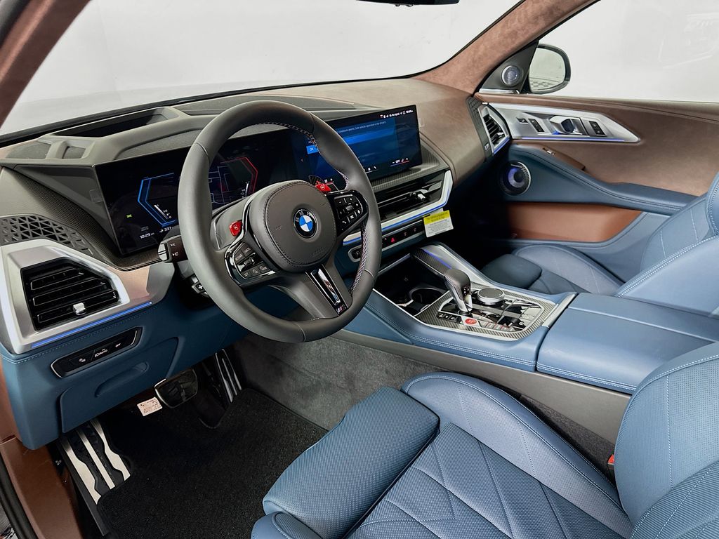 2025 BMW XM  9