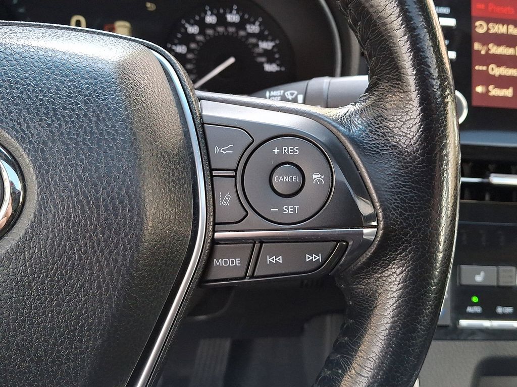 Thumbnail: 2019 Toyota Avalon - 23