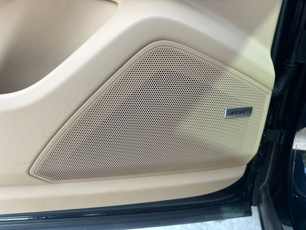 Thumbnail: 2023 Porsche Cayenne - 21