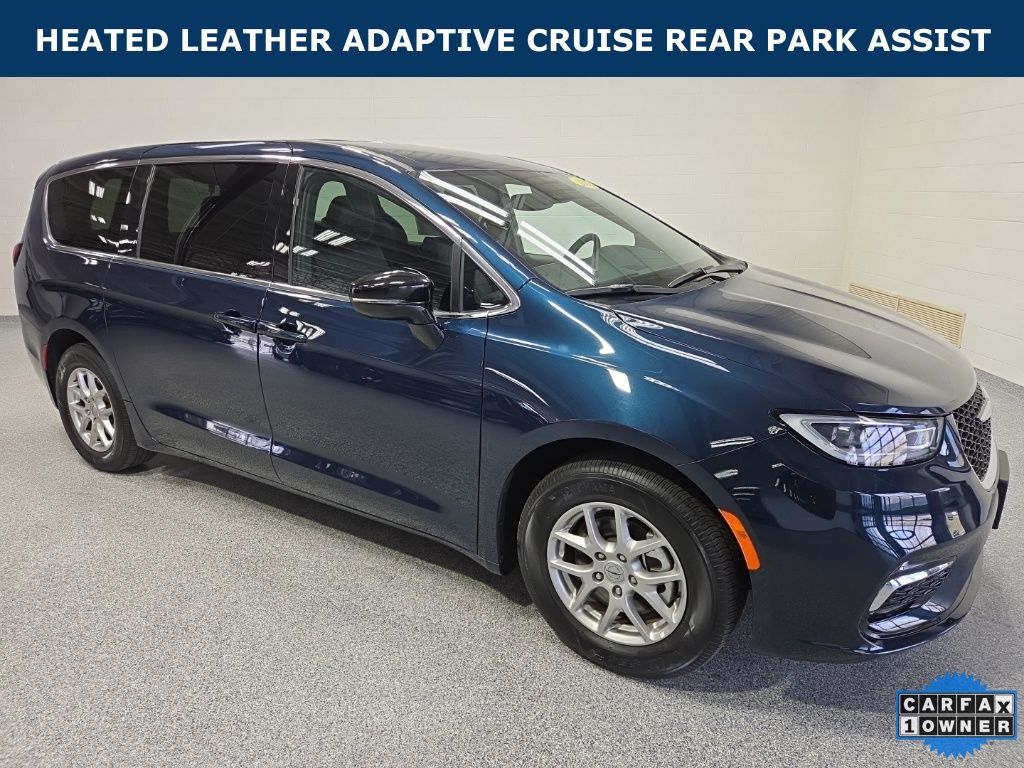 Fathom Blue Pearlcoat 2025 Chrysler Pacifica Select FWD Minivan Front-Wheel Drive 9-Speed Automatic