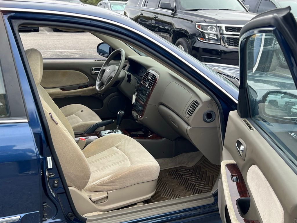 2004 Hyundai Sonata GLS 6