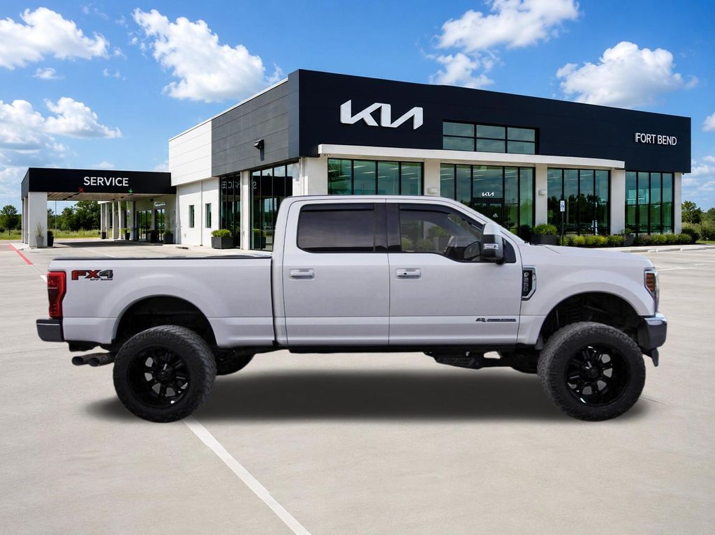 2018 Ford F-250SD Lariat White at Emmons Autoplex
