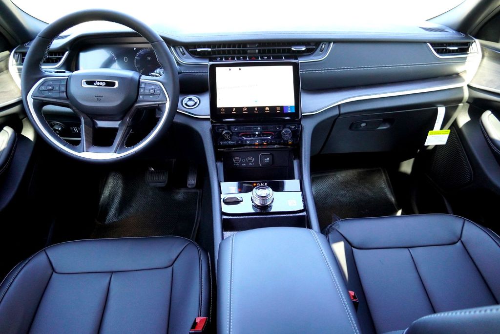 New Car 2025 Jeep Grand Cherokee L  Limited For Sale Under $60,000 In Taylor, Texas