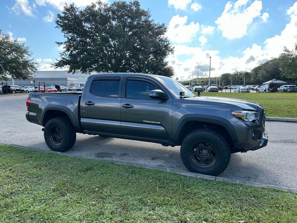 Thumbnail: 2019 Toyota Tacoma - 7