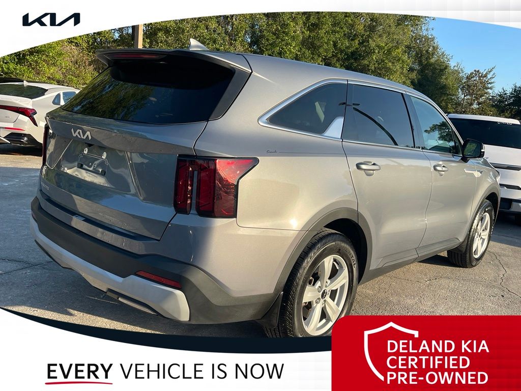 2024 Kia Sorento LX - Photo 6