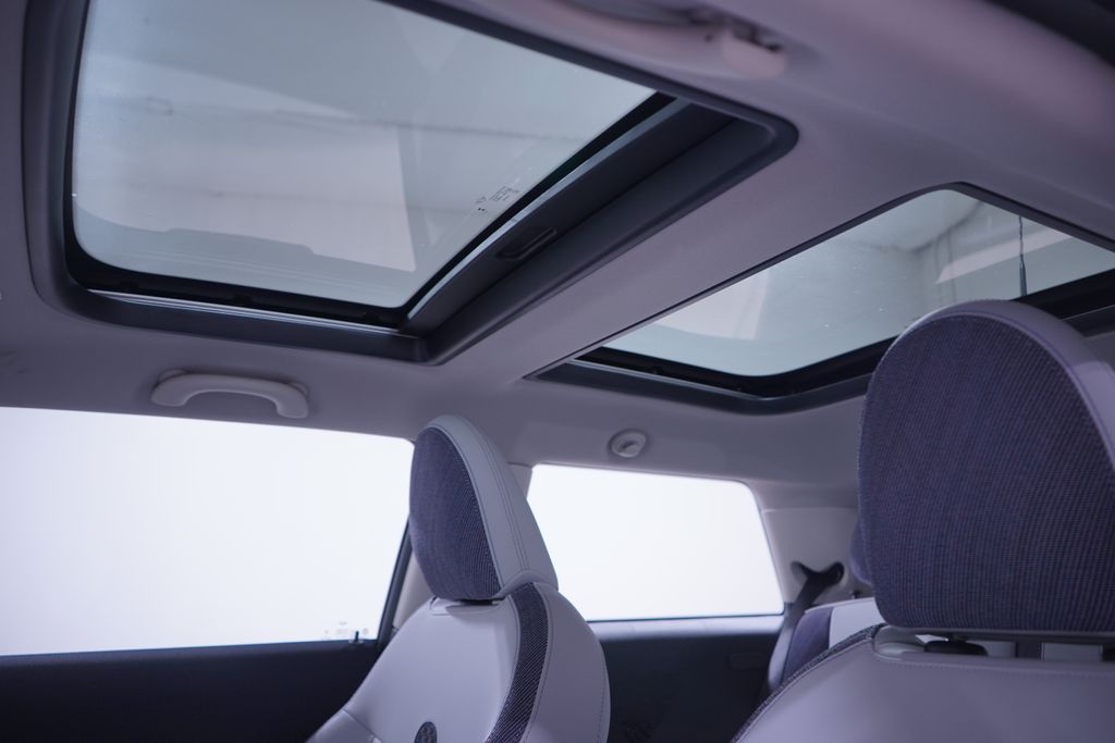 Thumbnail: 2025 MINI Cooper - 8