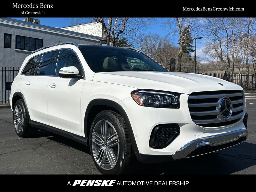 2025 Mercedes-Benz GLS 450 4MATIC -
                Greenwich, CT