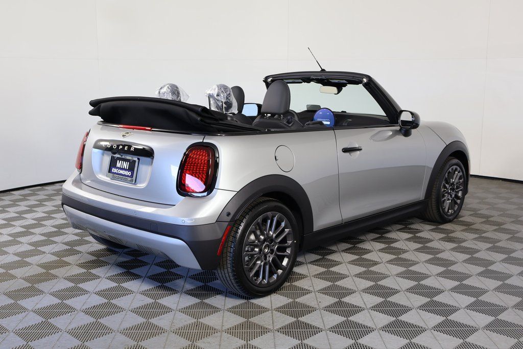 Thumbnail: 2026 MINI Cooper - 4