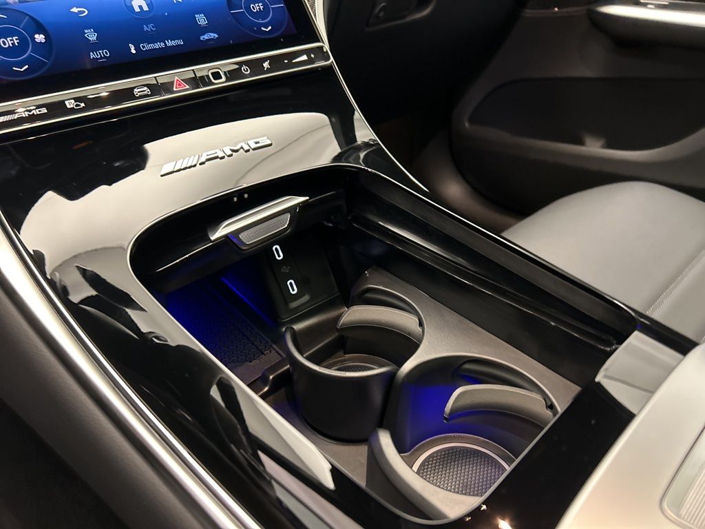 Thumbnail: 2026 Mercedes-Benz GLC - 19