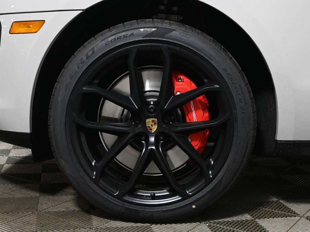 Thumbnail: 2026 Porsche Macan - 12