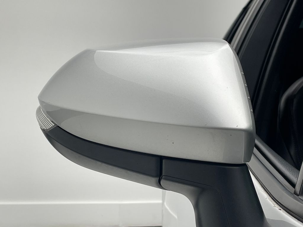 Thumbnail: 2023 Toyota Corolla - 12