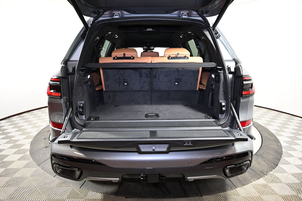 2026 BMW X7 xDrive40i 10