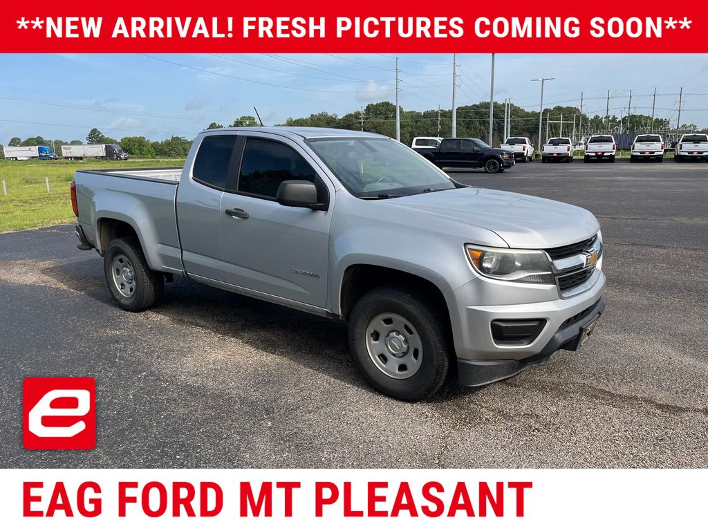 Silver Ice Metallic 2016 Chevrolet Colorado Pickup Truck 4X2 6-Speed Automatic