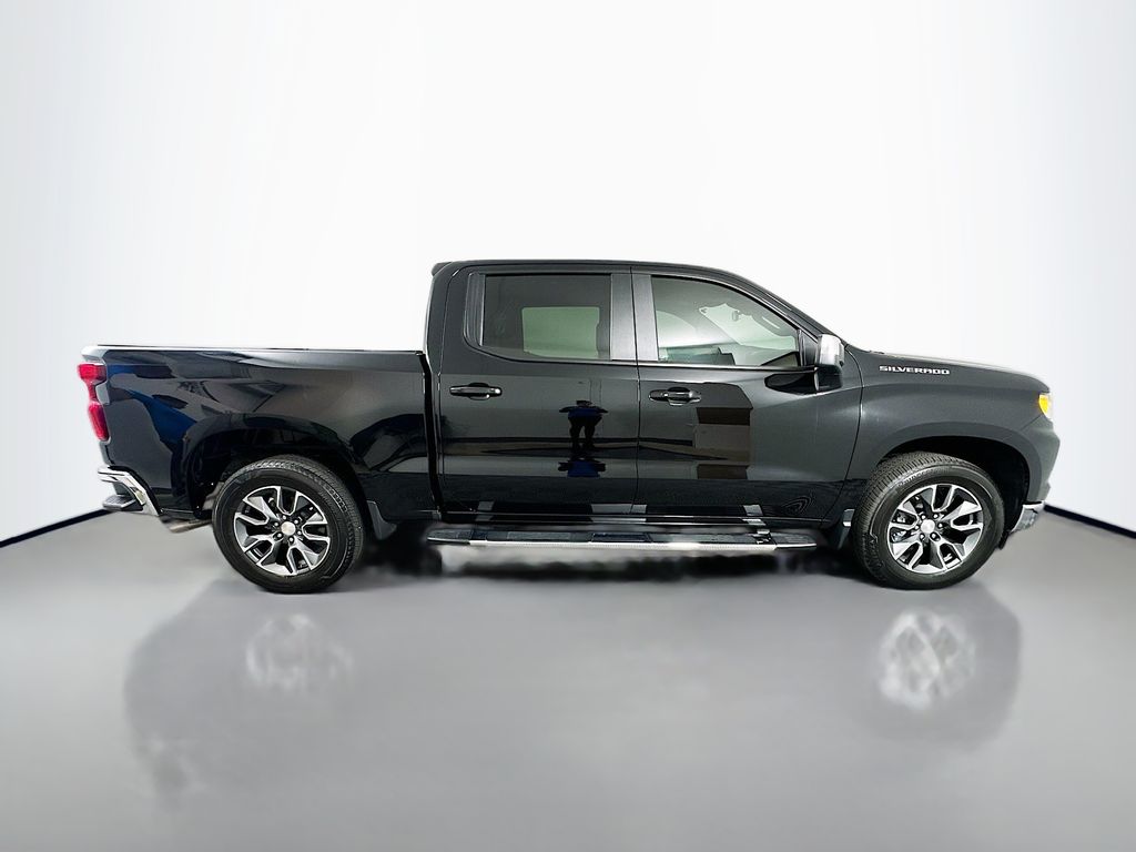 2023 Chevrolet Silverado 1500 LT 4