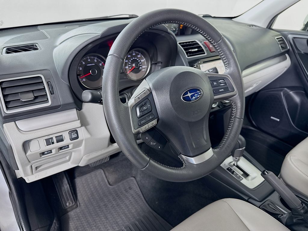 Thumbnail: 2016 Subaru Forester - 9
