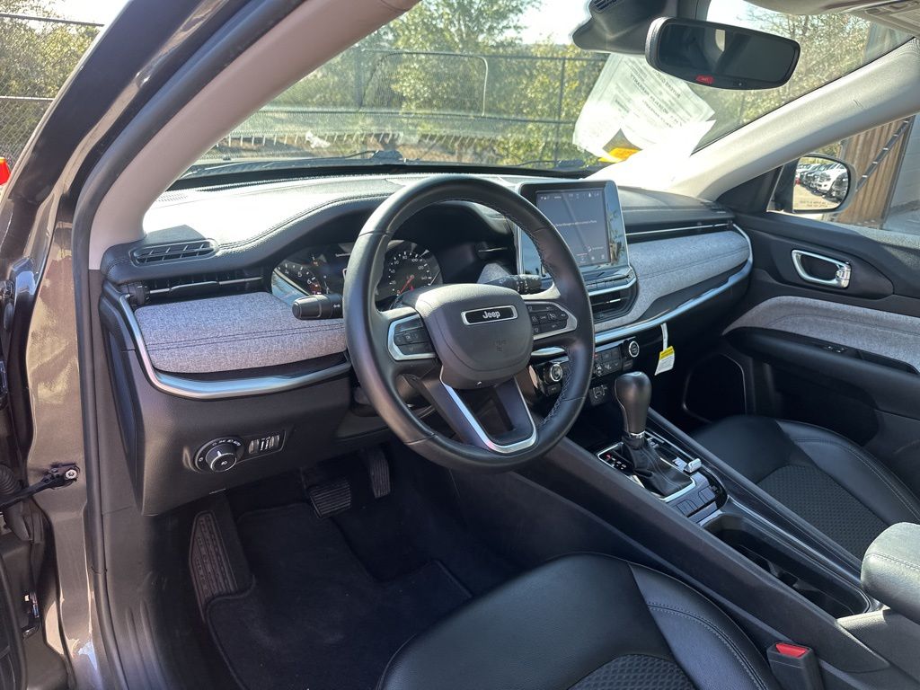 Used Car 2022 Jeep Compass  Latitude For Sale Under $20,000 In Austin, Texas