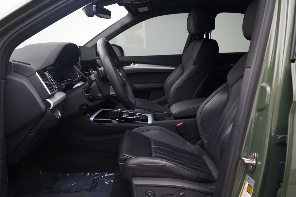 Thumbnail: 2024 Audi Q5 - 6