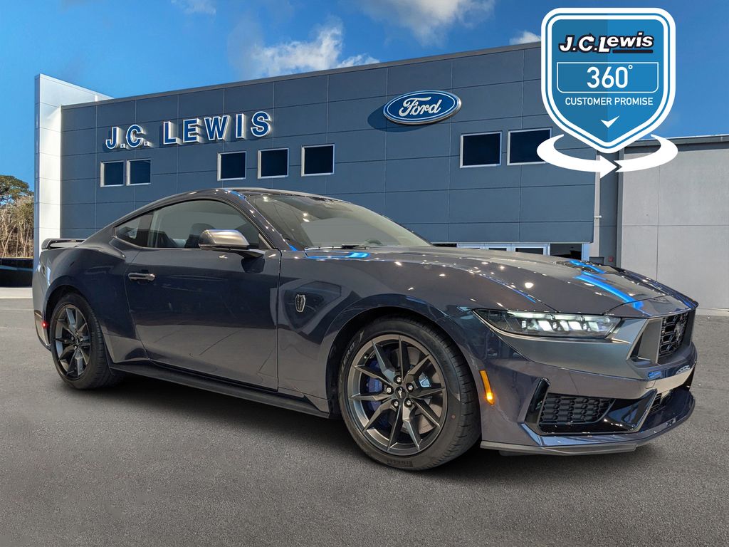 2025 Ford Mustang Dark Horse