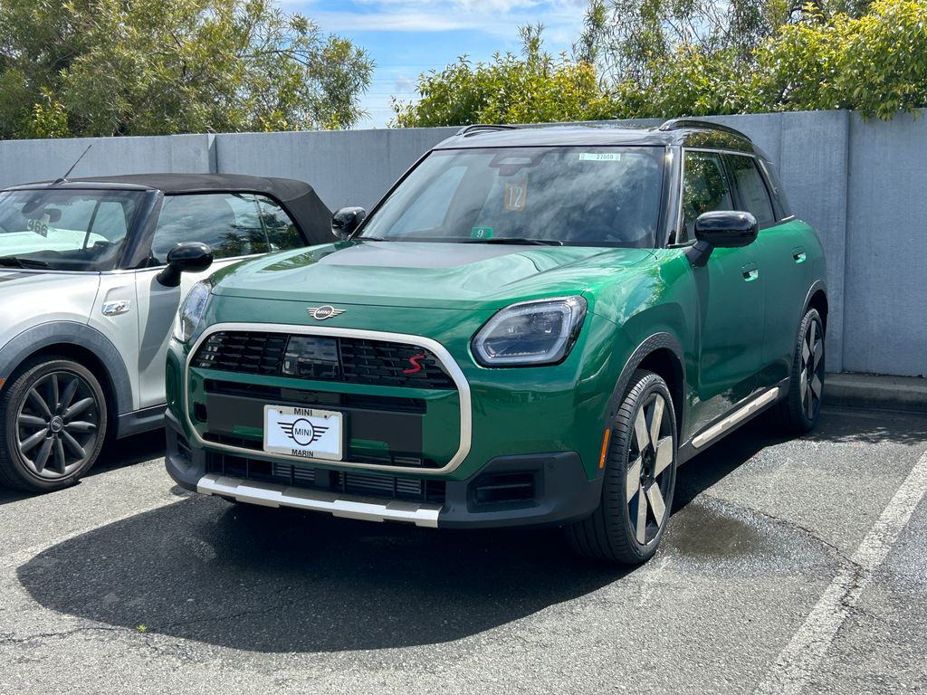 Thumbnail: 2027 MINI Cooper Countryman - 1
