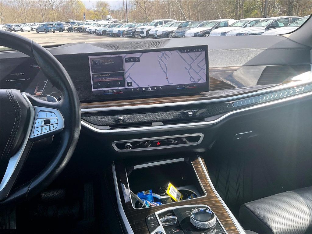 2024 BMW X7 — photo 19