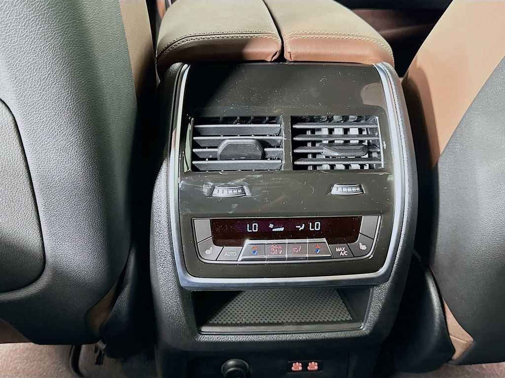 Thumbnail: 2026 BMW X5 - 18