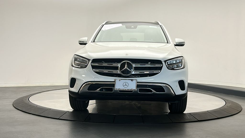 2022 Mercedes-Benz GLC 300 2