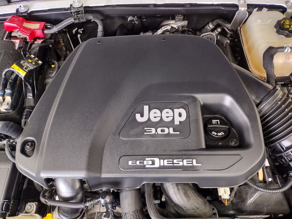2020 Jeep Wrangler Unlimited Sahara High Altitude