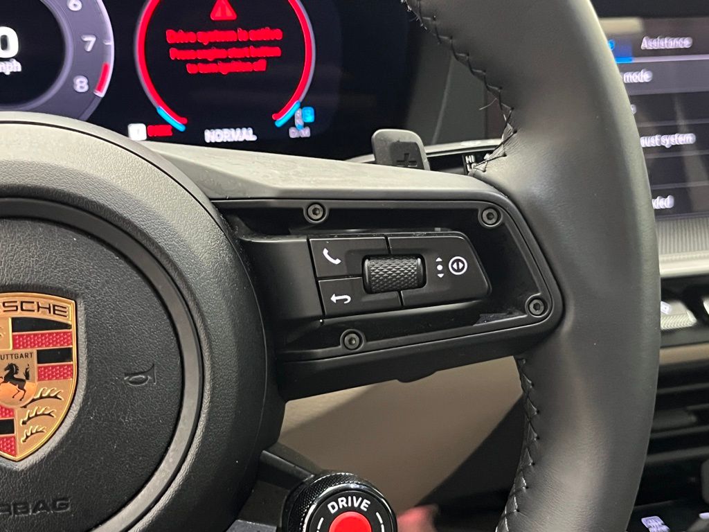 Thumbnail: 2025 Porsche 911 - 14