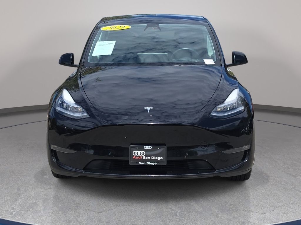 Used 2021 White Tesla Long Range image 3