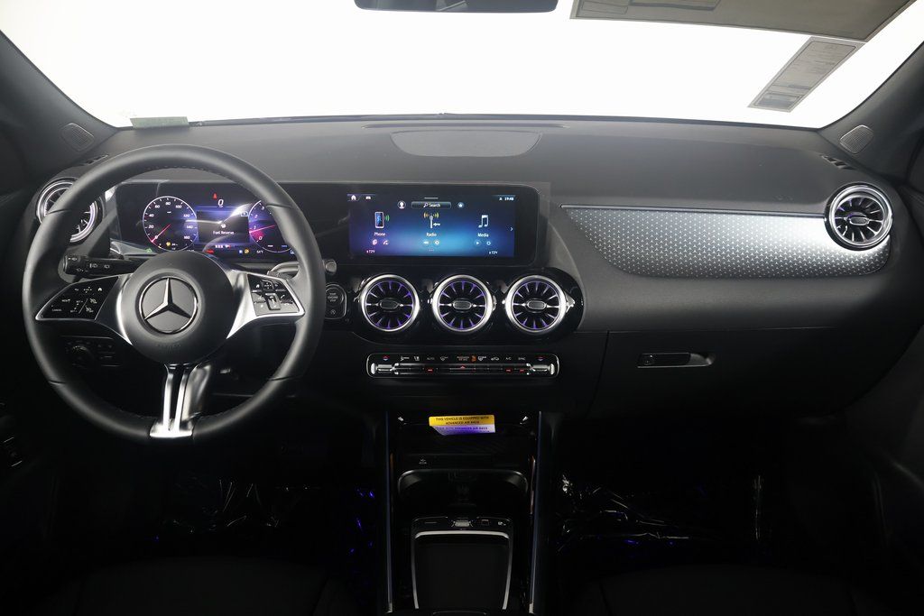 2025 Mercedes-Benz GLA 250 4