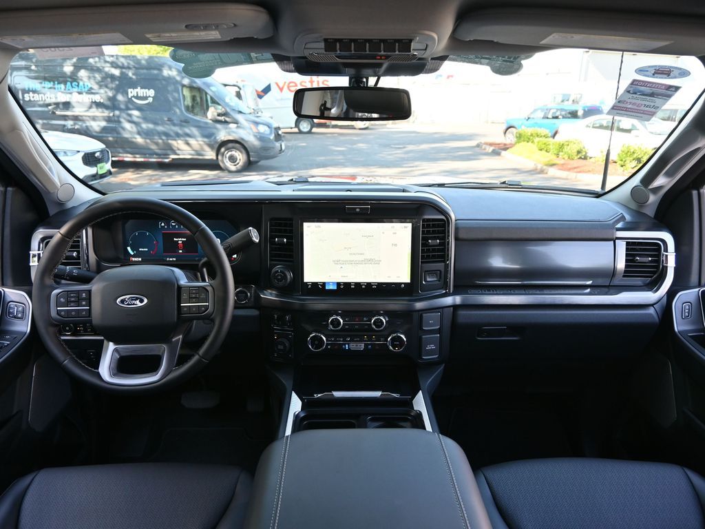 2025 Ford F-350 Super Duty Lariat
